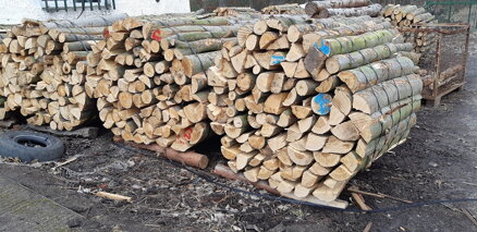 Tvrdé bukové palivové dřevo 1,25 m³ - tříděné, vysoká kvalita, skladem