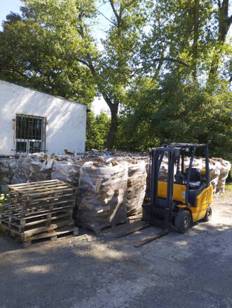 Brennholz Hartholzmischung 1,4 m3 mehr als 20 Pakete auf Lager